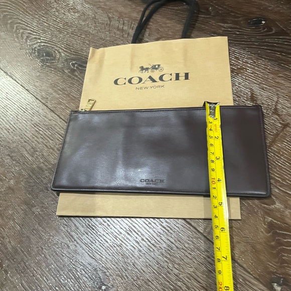 Coach clutch Dark Brown Leather with paper bag - Picture 4 of 8